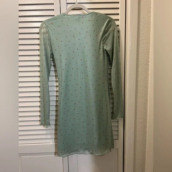 H&M Dress - Picture 2 of 2